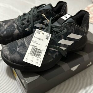 Adidas women’s volleyball shoes 7.5